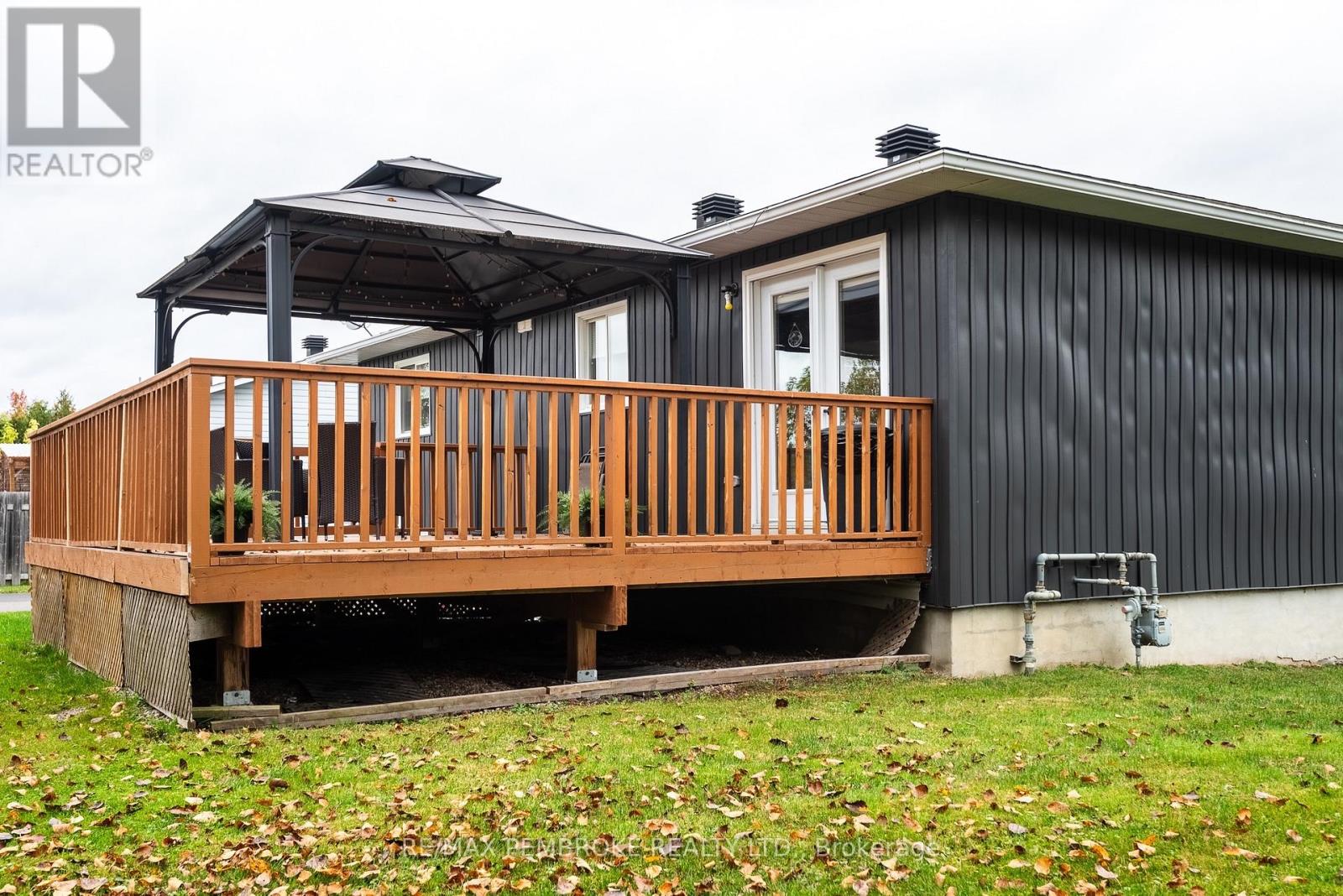 1108 BOUNDARY ROAD - 45