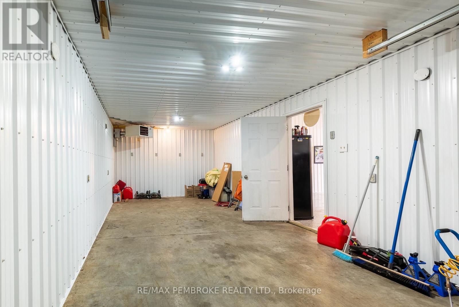1108 BOUNDARY ROAD - 9