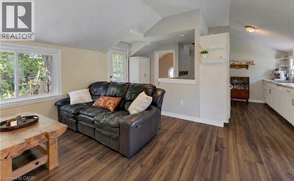 3762 NAFZIGER Road - 4