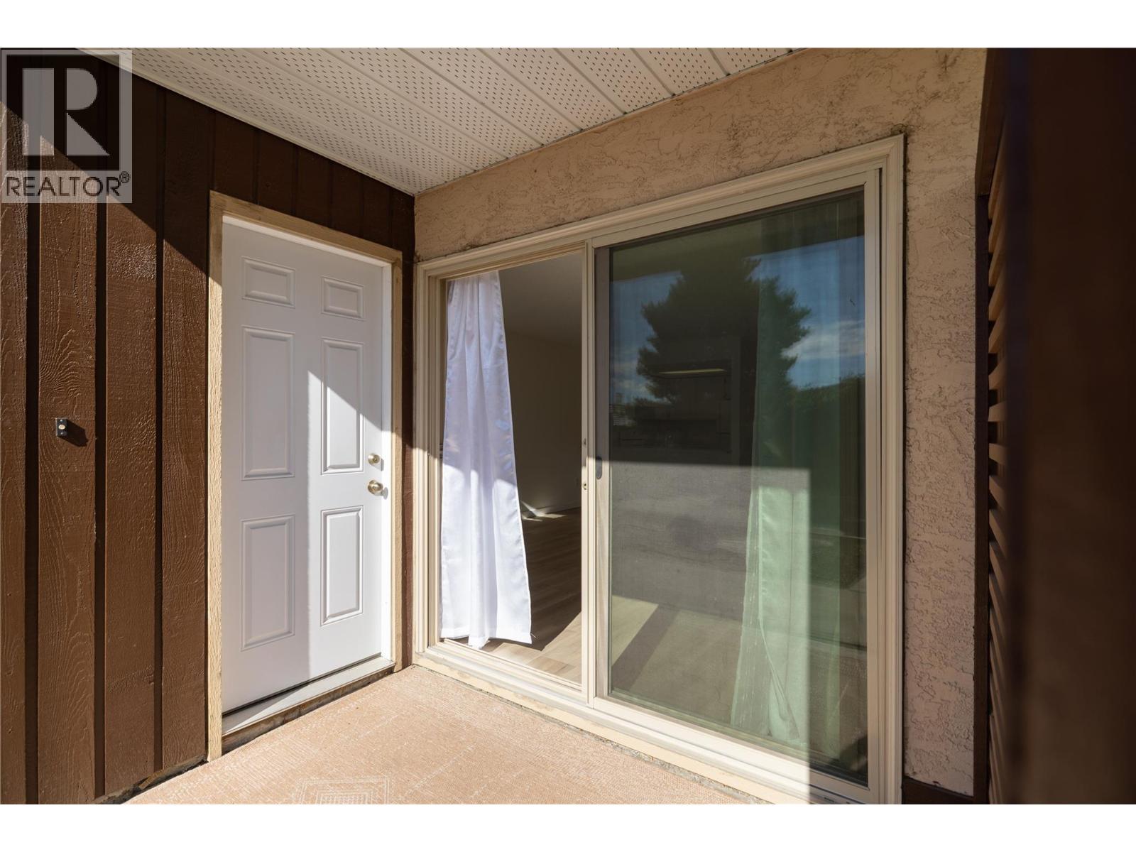 #916 3140 Wilson Street - 19