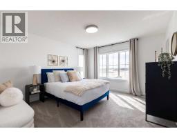 5pc Bathroom - 372 Belmont Park Sw, Calgary, AB T2X5S9 Photo 8