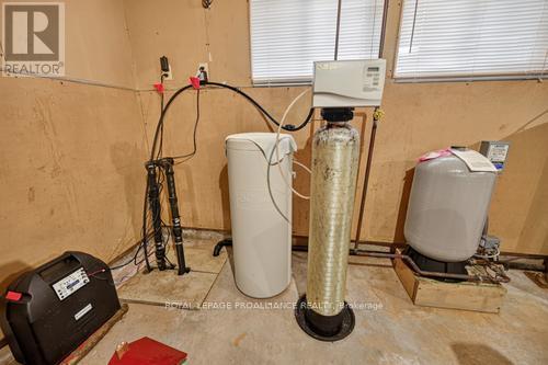 21 SUNSET DRIVE - Image 30