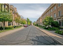 12 - 20 Hargrave Lane, Toronto, ON M4N0A4 Photo 30