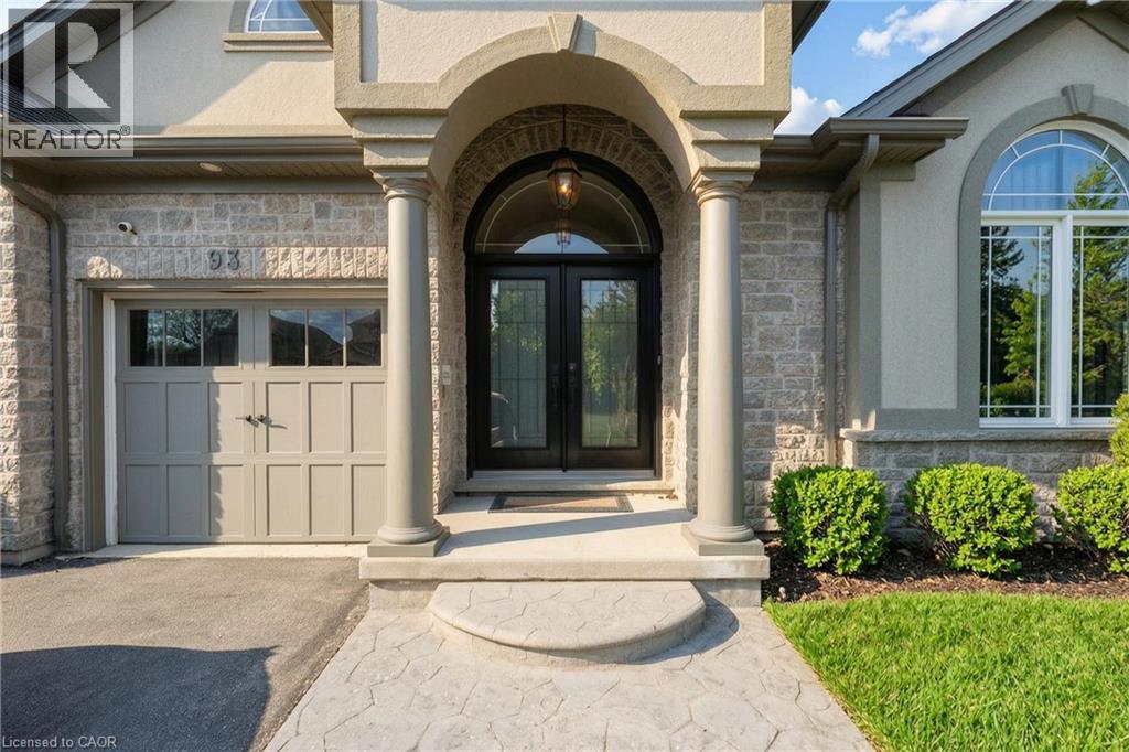 93 VAUGHAN Street — photo 3