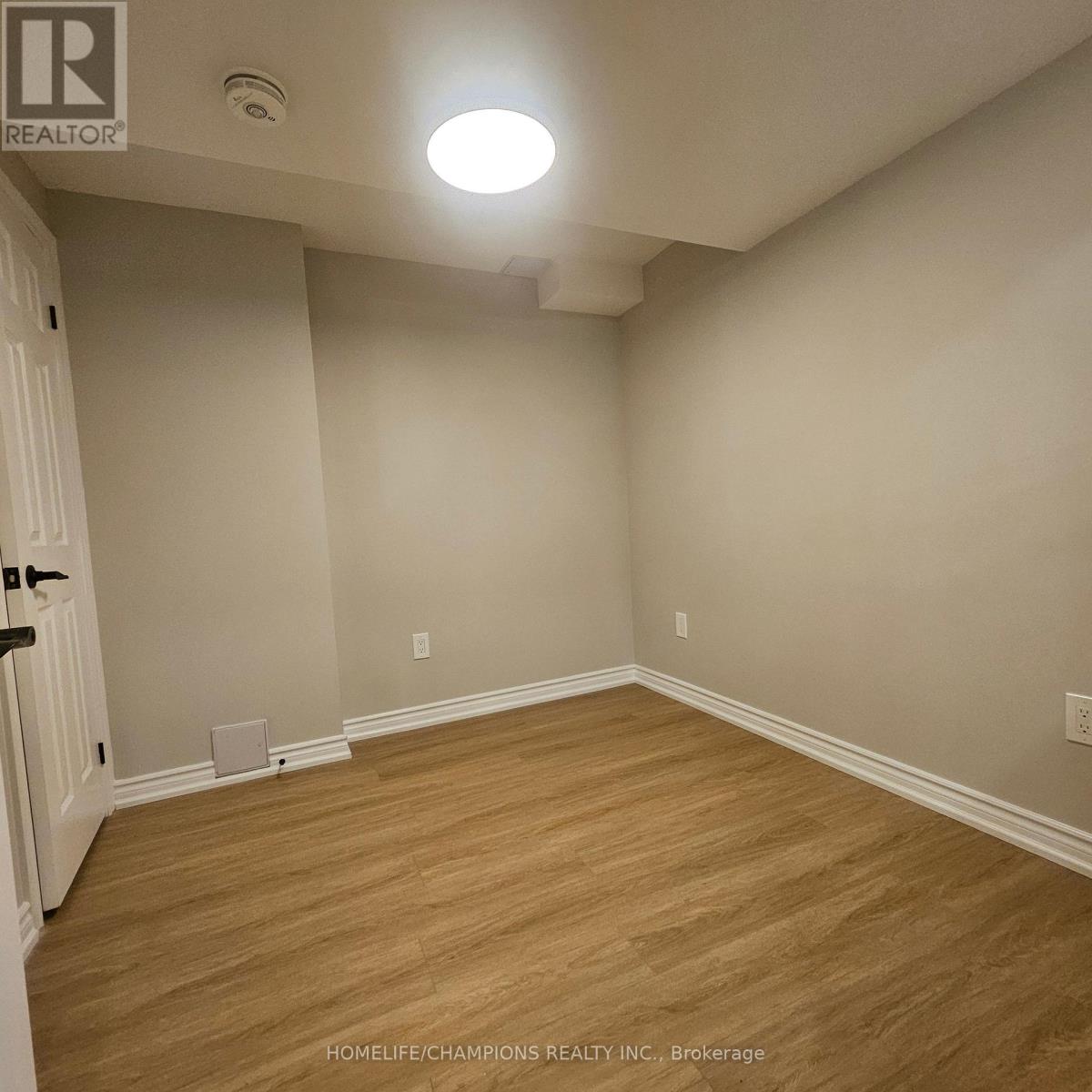 BSMT- 79 Mantz Crescent, Whitby, ON photo 2