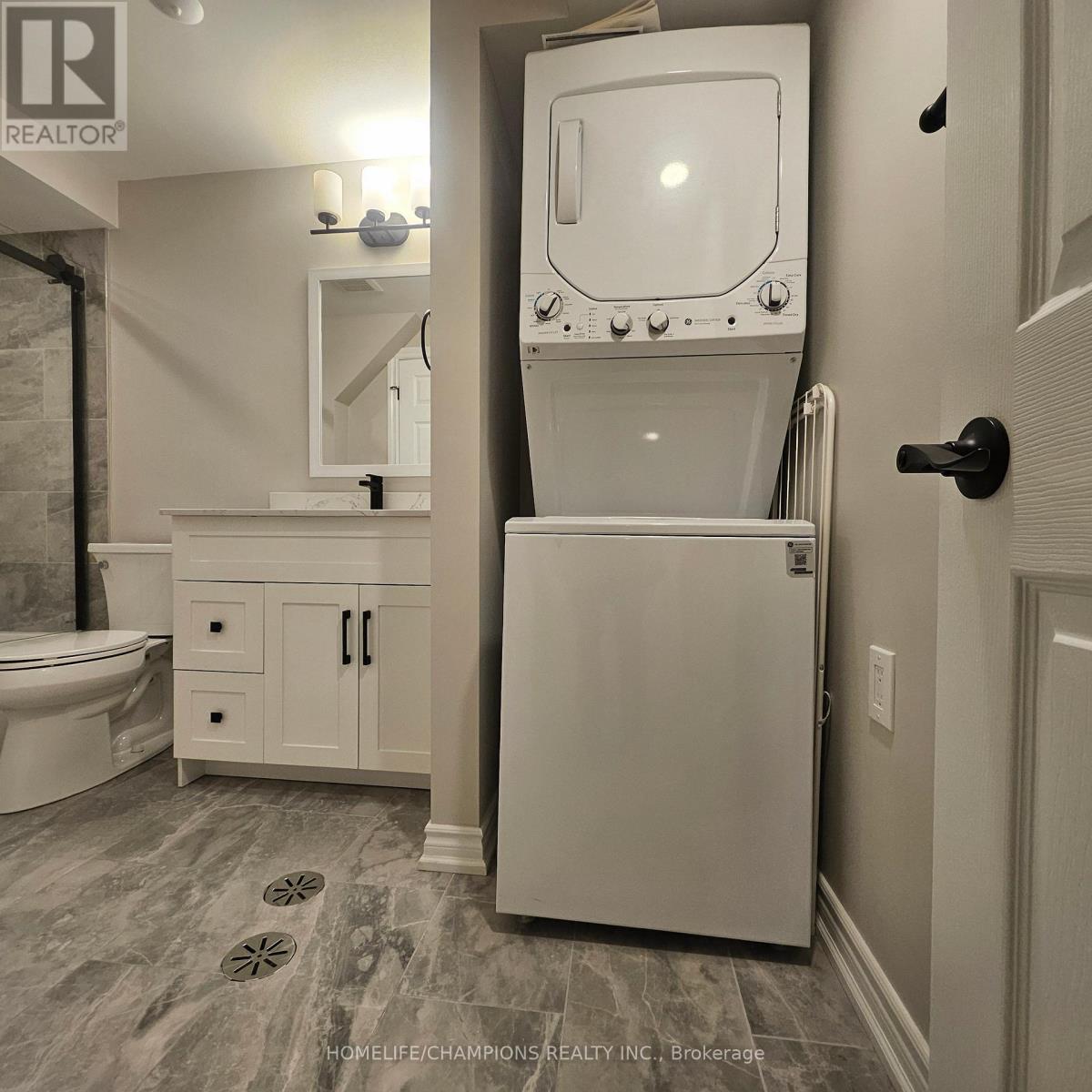 BSMT- 79 Mantz Crescent, Whitby, ON photo 3