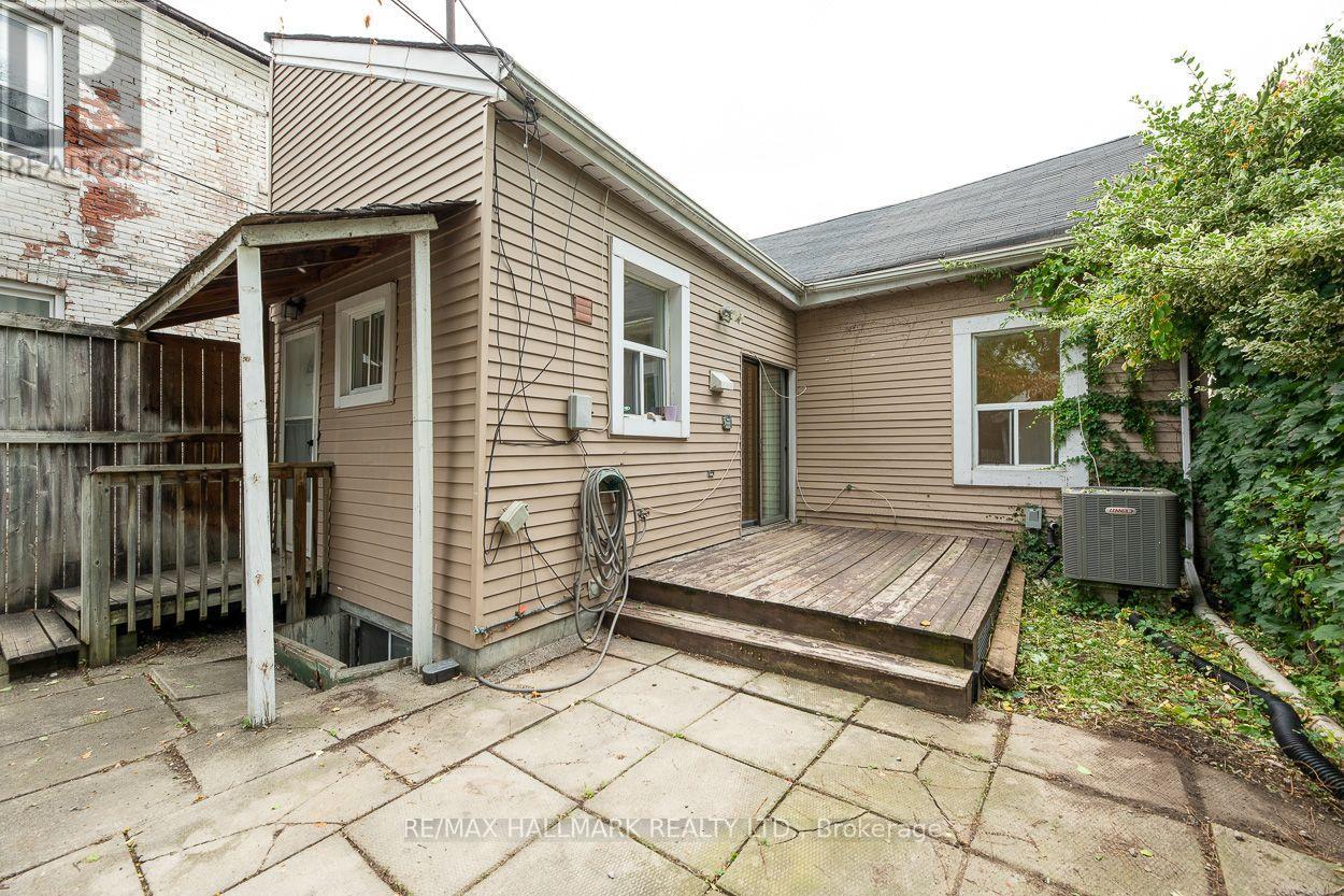 478 Logan Avenue, Toronto, ON photo 21