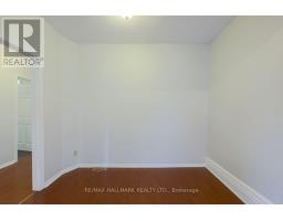 Kitchen - 478 Logan Avenue, Toronto, ON M4M2P4 Photo 7