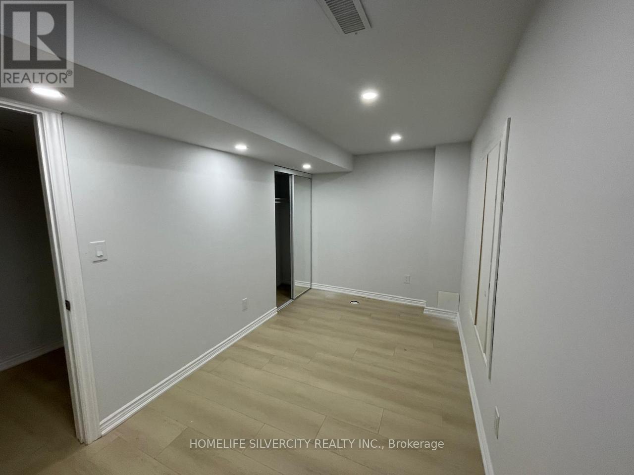 2- 29 Dunstable Drive, Whitby, ON photo 3