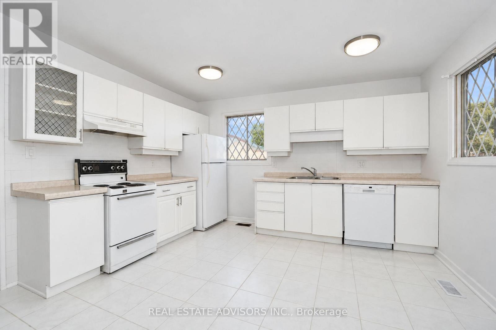 712 Annland Street, Pickering, ON photo 22