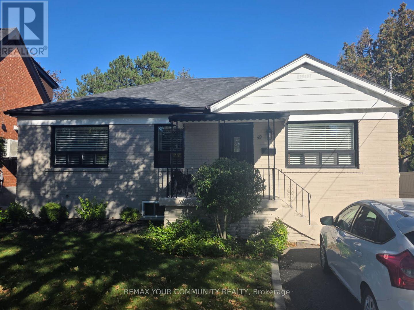 Photo of 49 Lockerbie Avenue