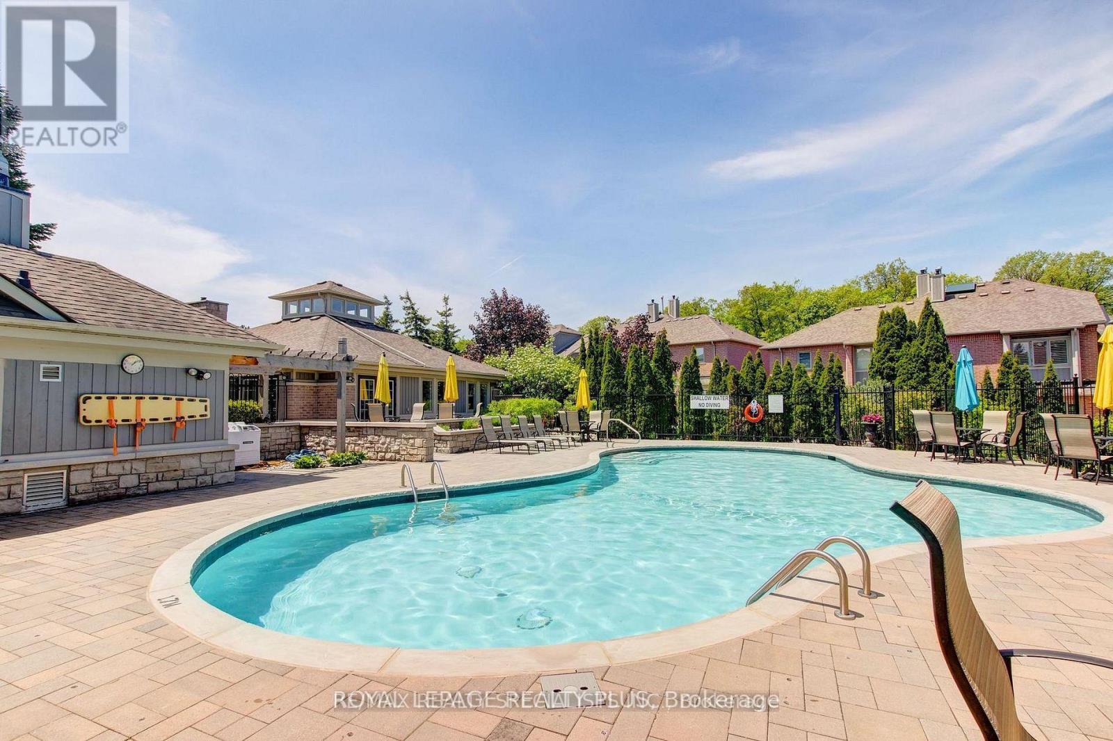 #3 5490 GLEN ERIN DRIVE - Image 34