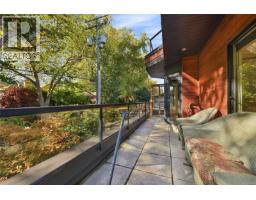 206 2589 Penrhyn St, Saanich, BC V8N1G4 Photo 28