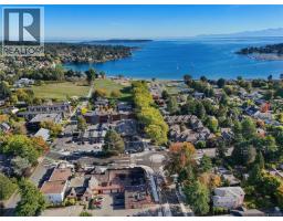 206 2589 Penrhyn St, Saanich, BC V8N1G4 Photo 40