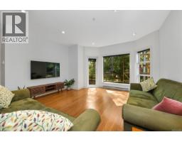 Primary Bedroom - 206 2589 Penrhyn St, Saanich, BC V8N1G4 Photo 6