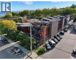 206 2589 Penrhyn St, Saanich, BC V8N1G4 Photo 43