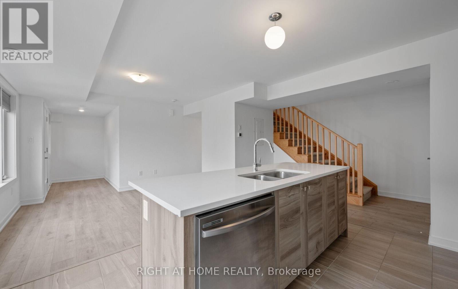 13 MAGNOLIA LANE - 11
