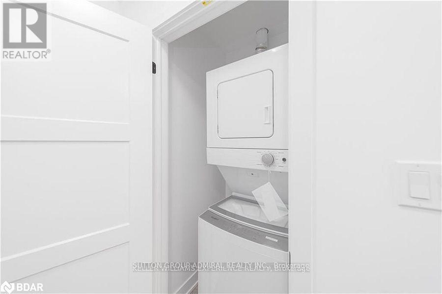45 Hay Lane, Barrie photo 17