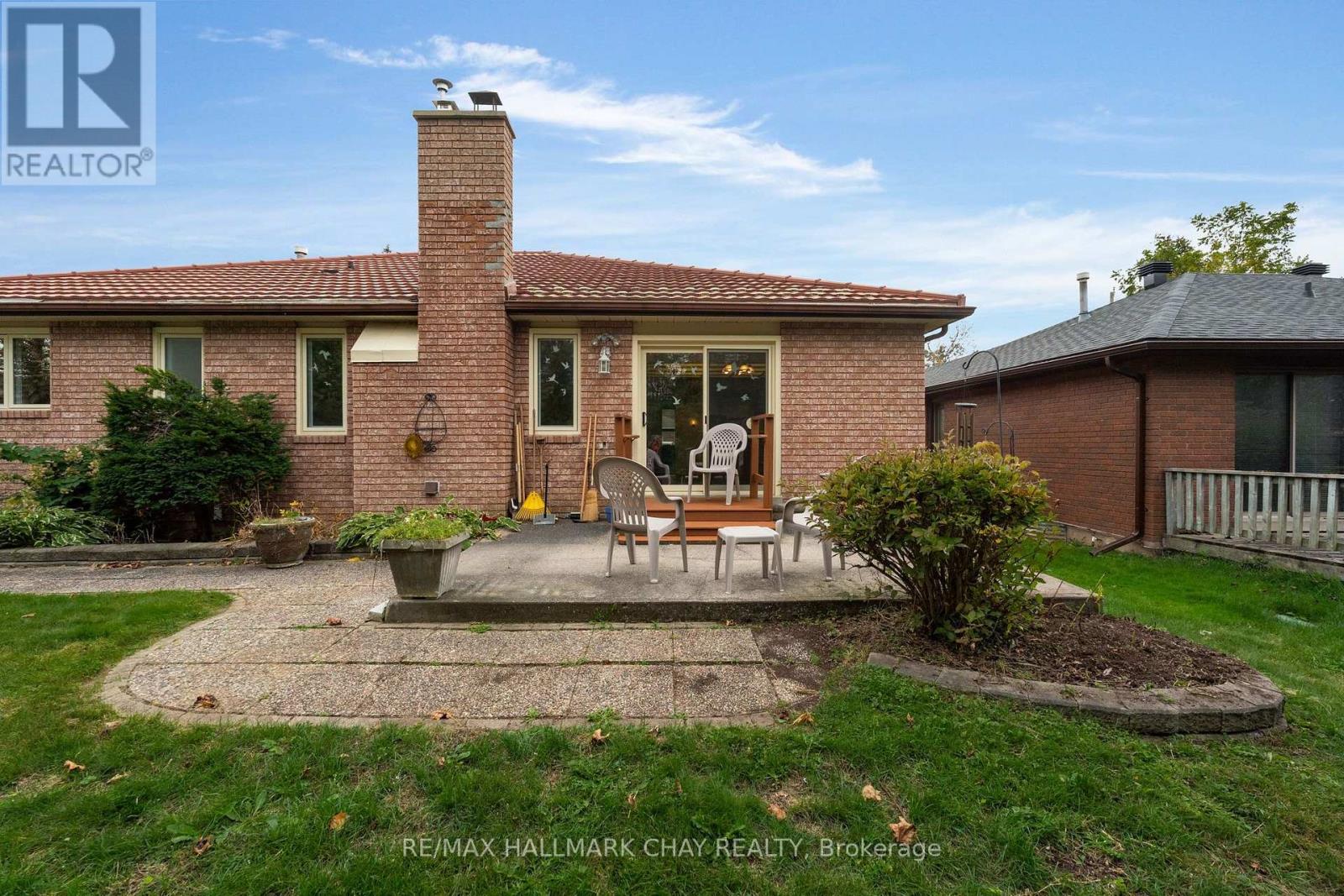 102 STEEL STREET - 34