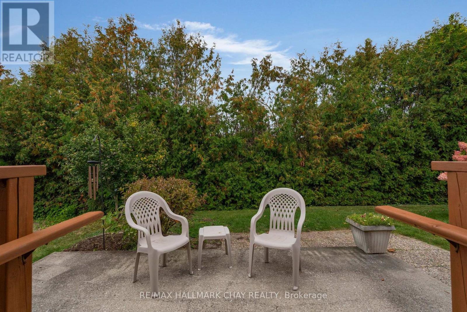 102 Steel Street, Barrie photo 39