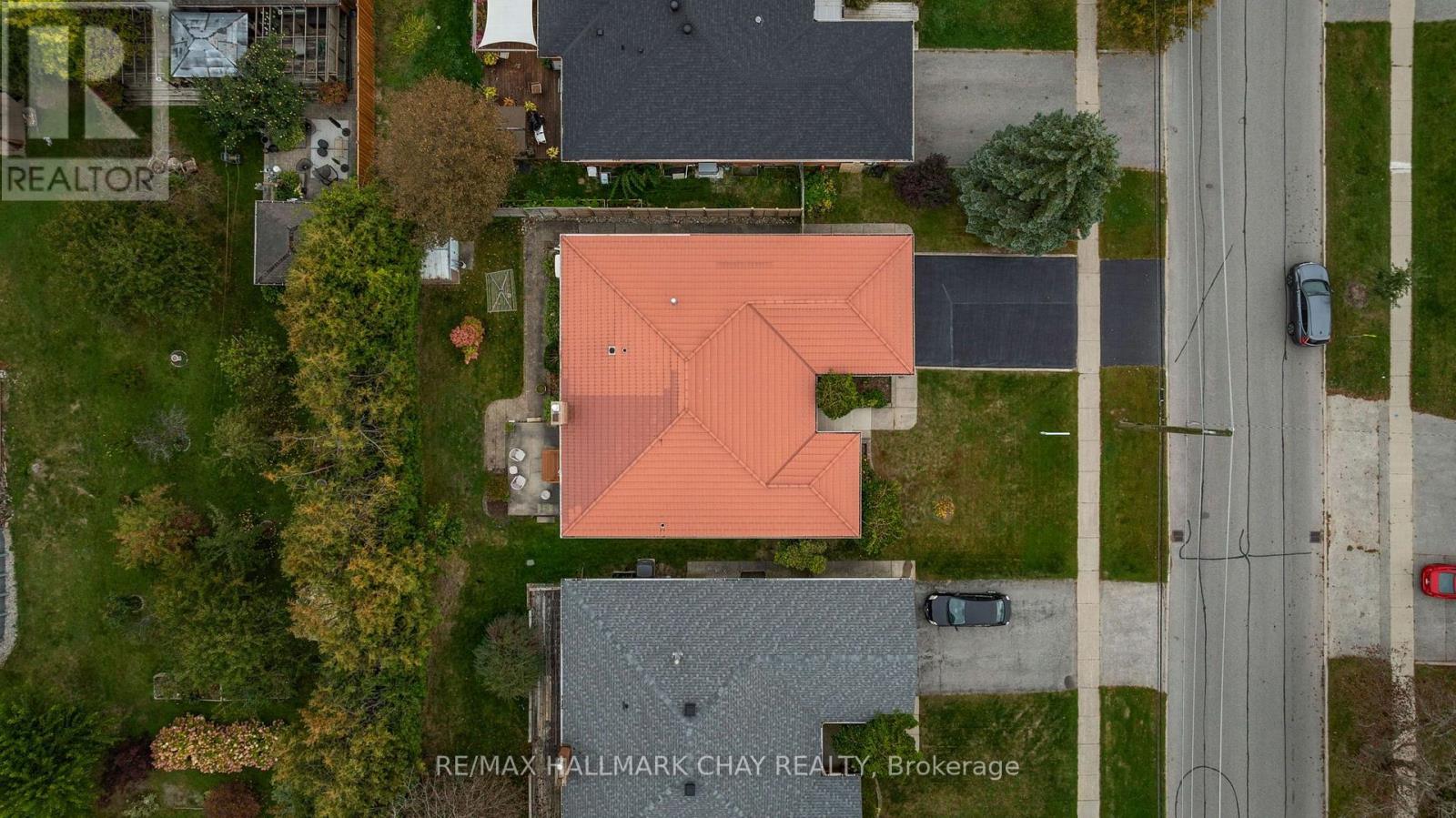102 Steel Street, Barrie, ON photo 43