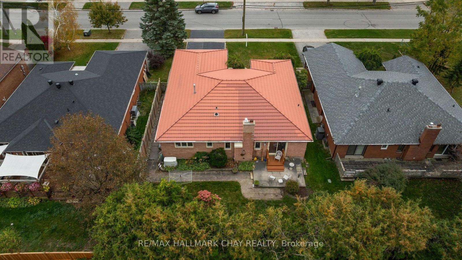 102 STEEL STREET - 45