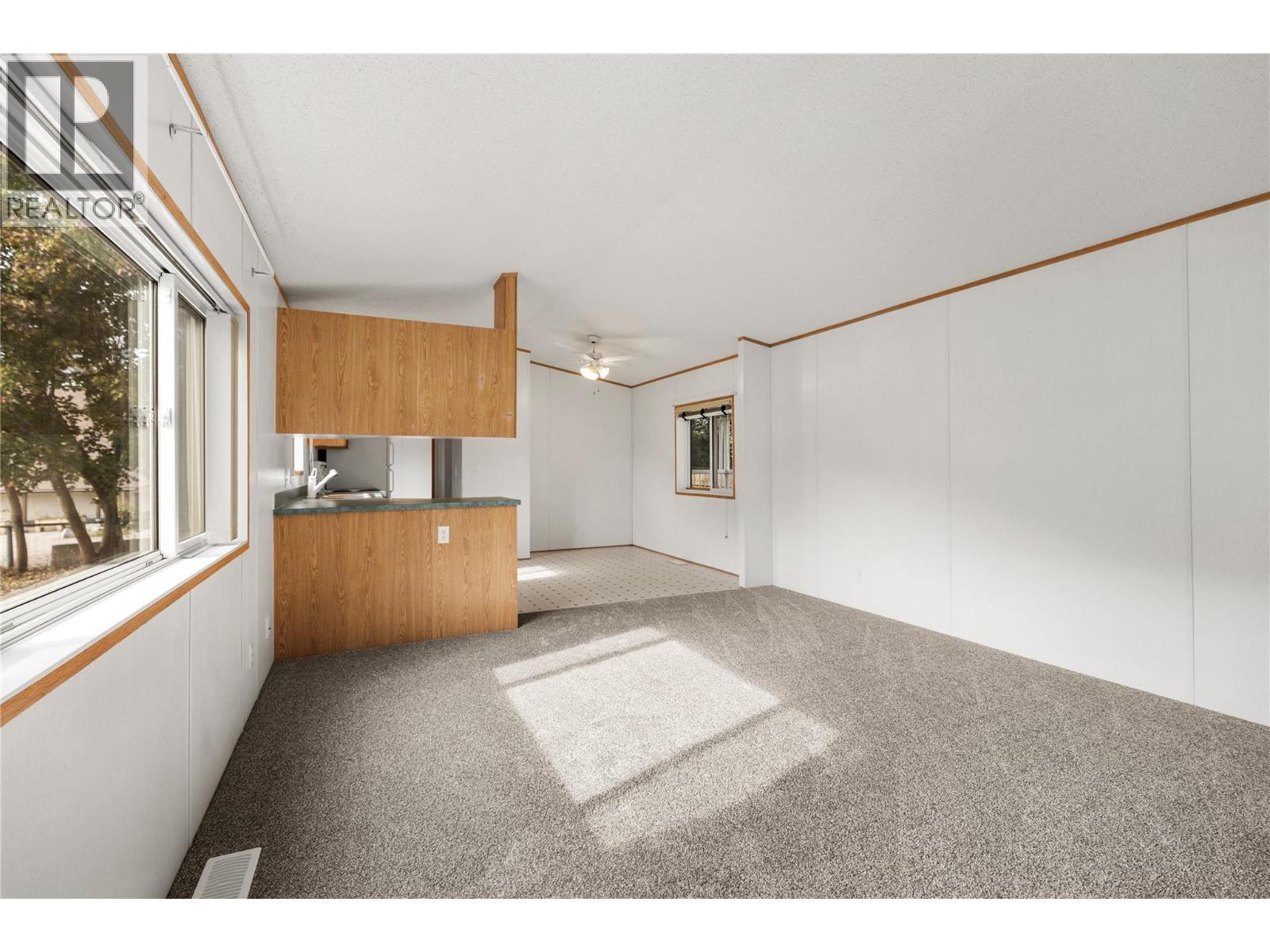 5694 97 Highway - 9
