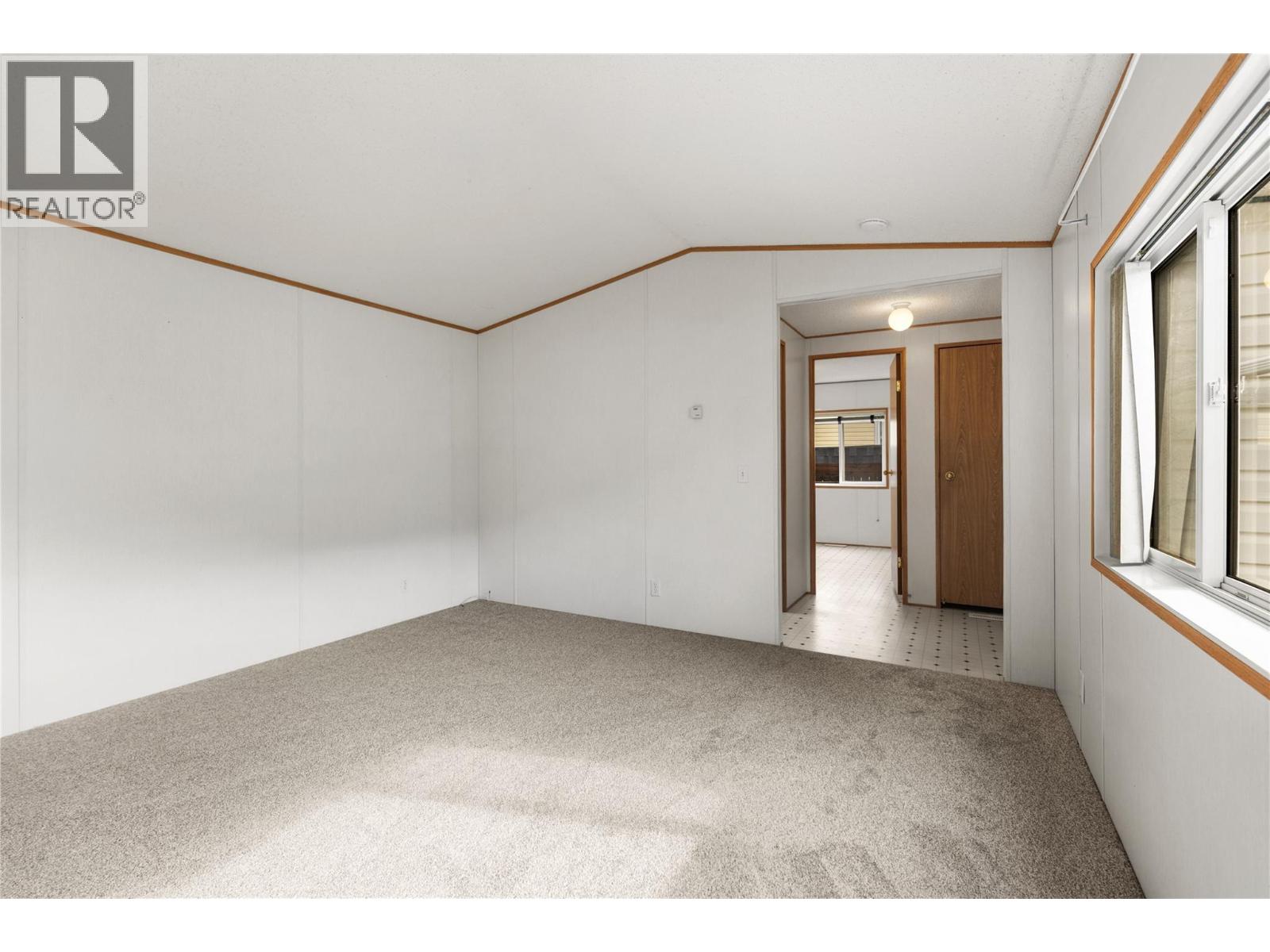 5694 97 Highway - Image 11