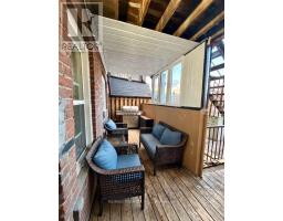 1193 St Clair Avenue W, Toronto, ON M6E1B5 Photo 10