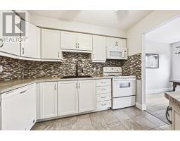 Great room - 14 - 564 Sheraton Road, Burlington, ON L7L4B2 Photo 7