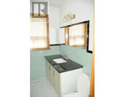 Upper Floor - 49 Algoma Street, Toronto, ON M8Y1C4 Photo 14