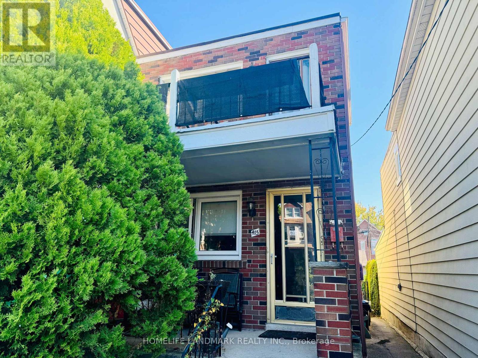 Photo of 415 Delaware Avenue