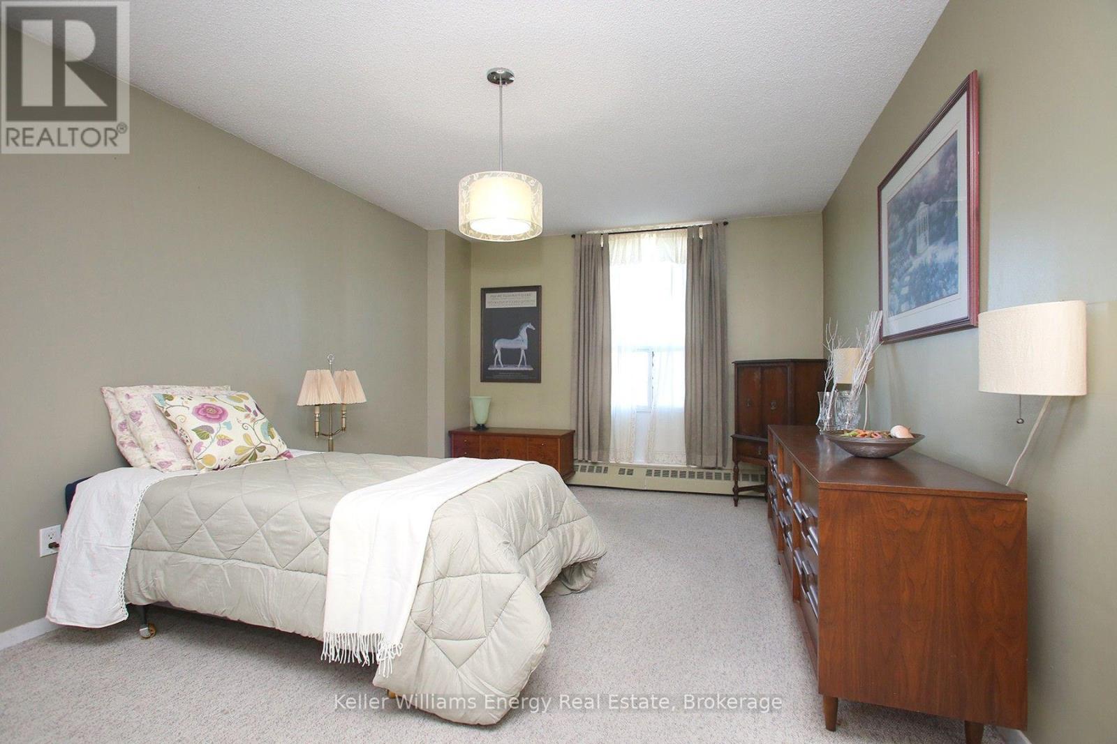 1209- 1210 Radom Street, Pickering, ON photo 12