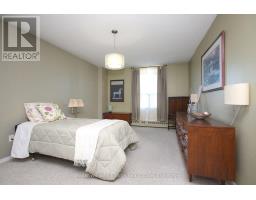 1209 - 1210 Radom Street, Pickering, ON L1W2Z3 Photo 12