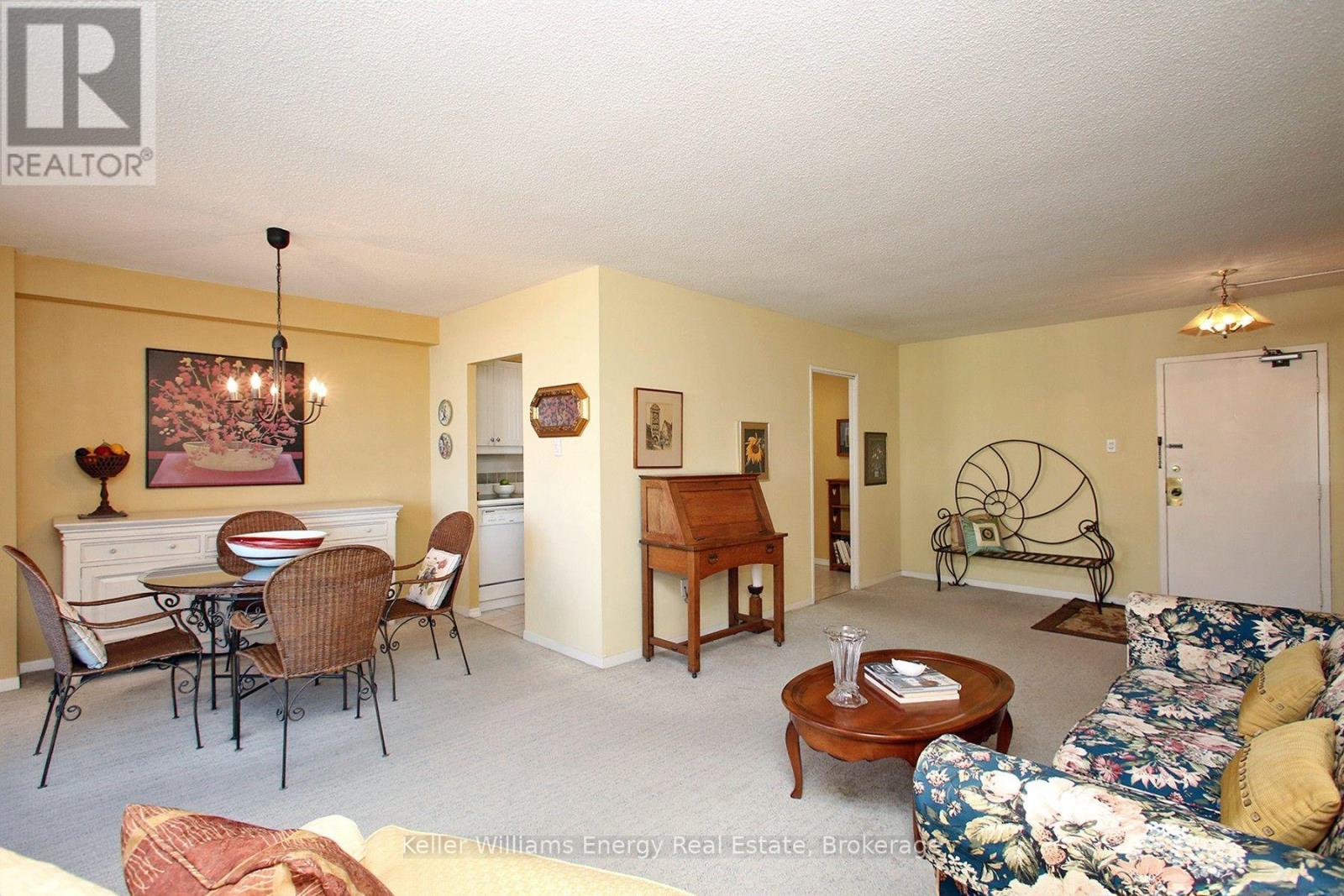 1209- 1210 Radom Street, Pickering, ON photo 8