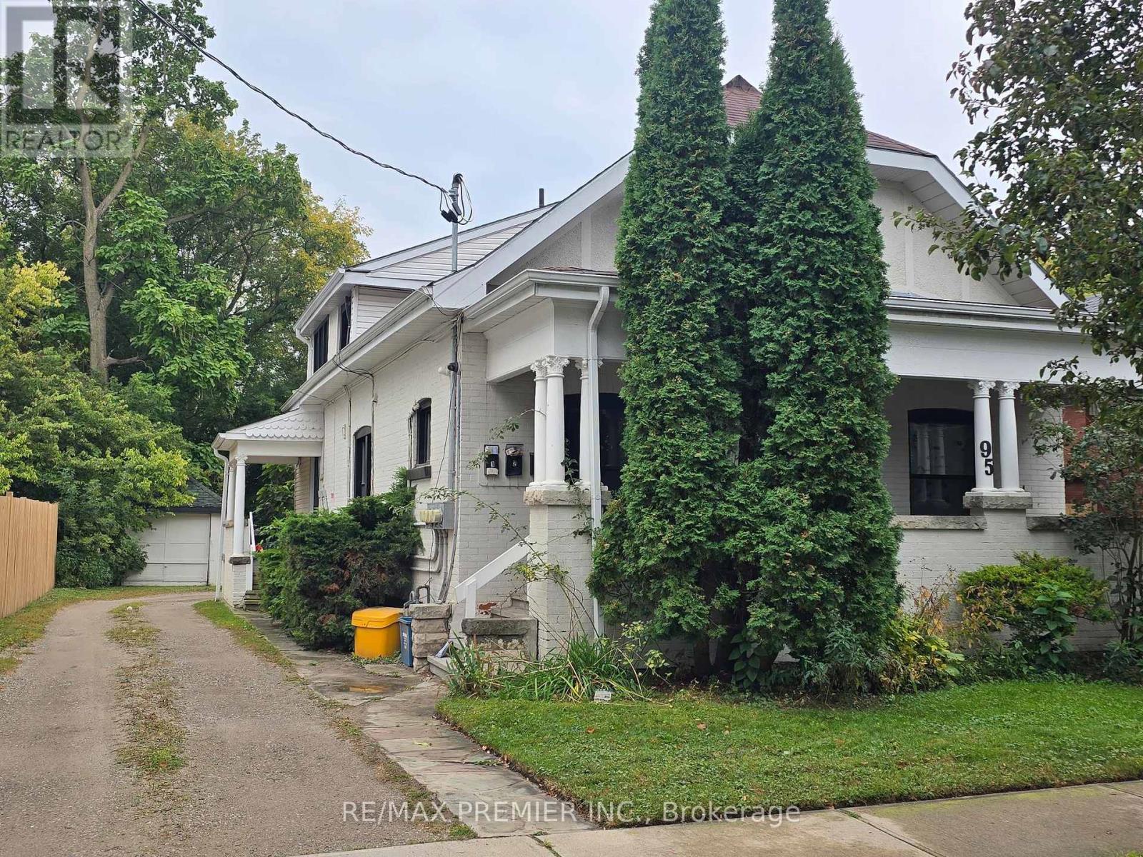 95 Cayuga Street, Brantford, ON photo 20