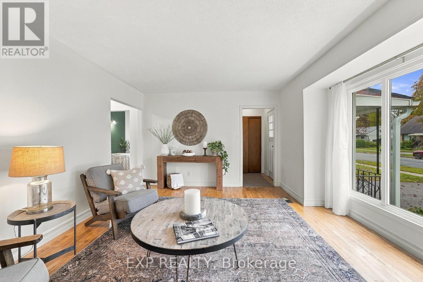 724 Mckellar Street, Peterborough, ON photo 8