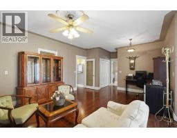 Kitchen - 55 Dietz Close, Red Deer, AB T4R2S7 Photo 6