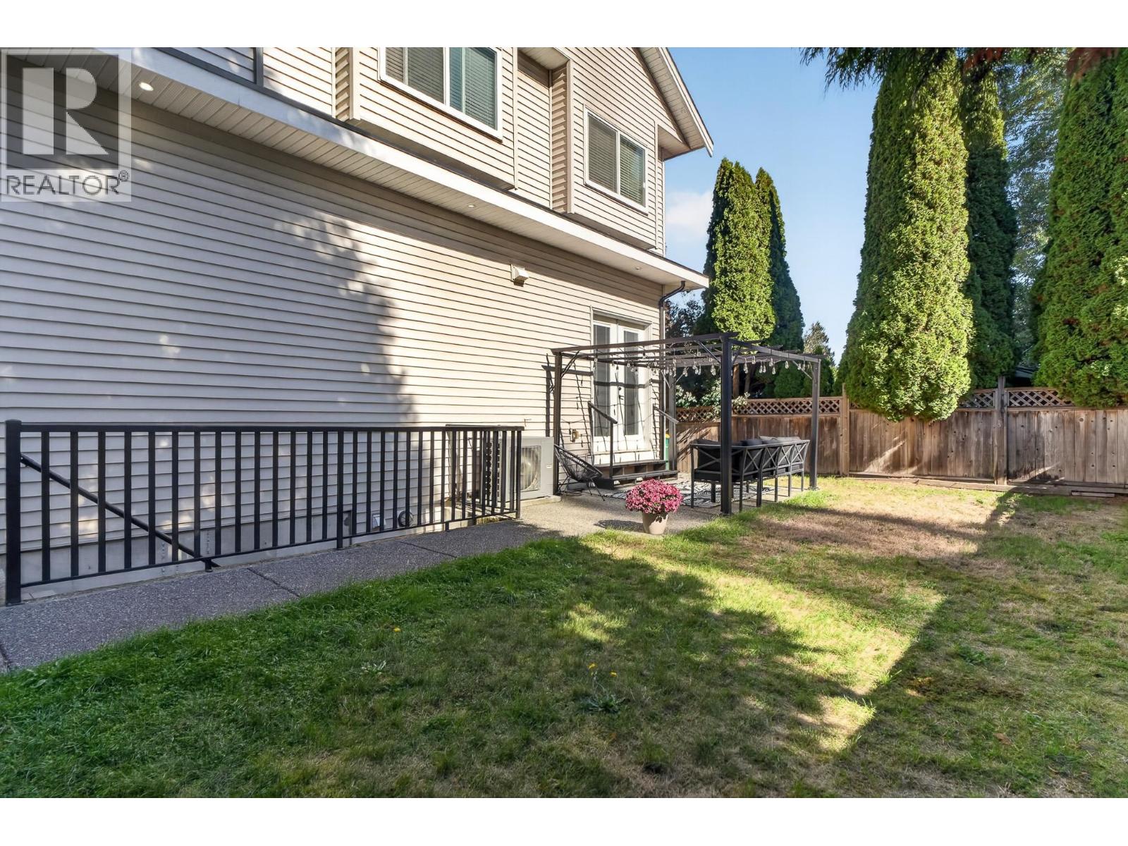 Photo of 12080 193A STREET 38