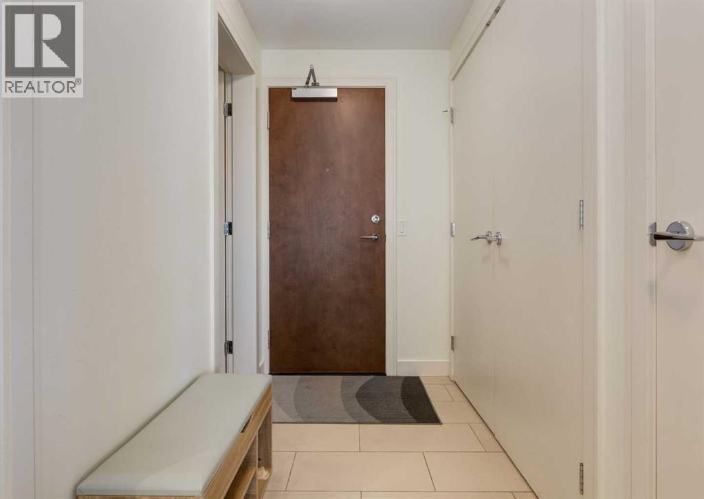 #913 222 Riverfront Avenue SW - 2