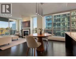 5pc Bathroom - 913, 222 Riverfront Avenue Sw, Calgary, AB T2P0W3 Photo 7
