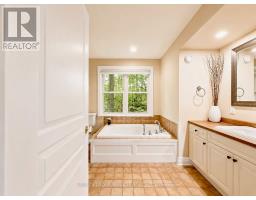 38 Westview Drive, Kawartha Lakes, ON K0L2W0 Photo 23