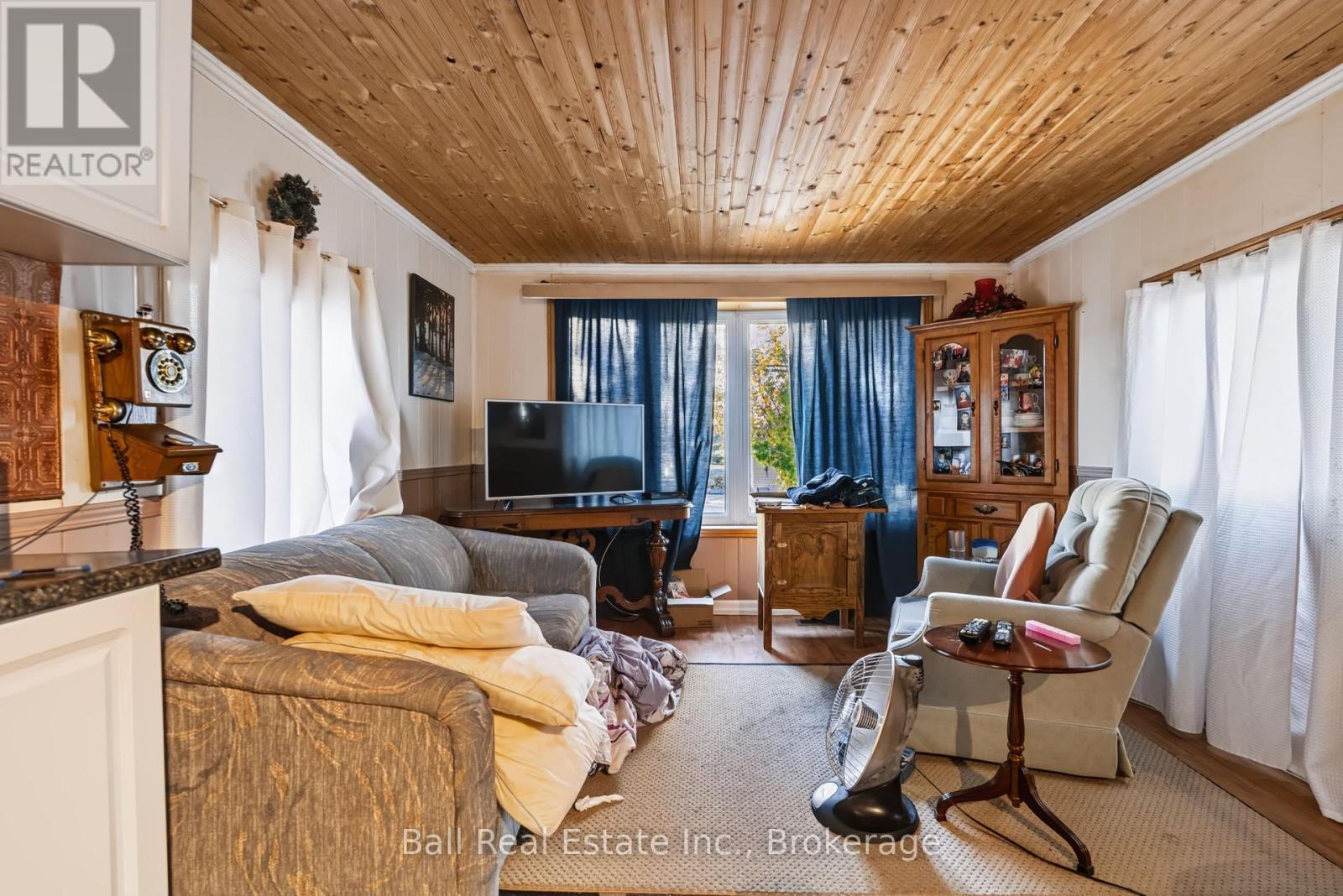 15 McGregor Central Drive, Otonabee-South Monaghan, ON photo 10