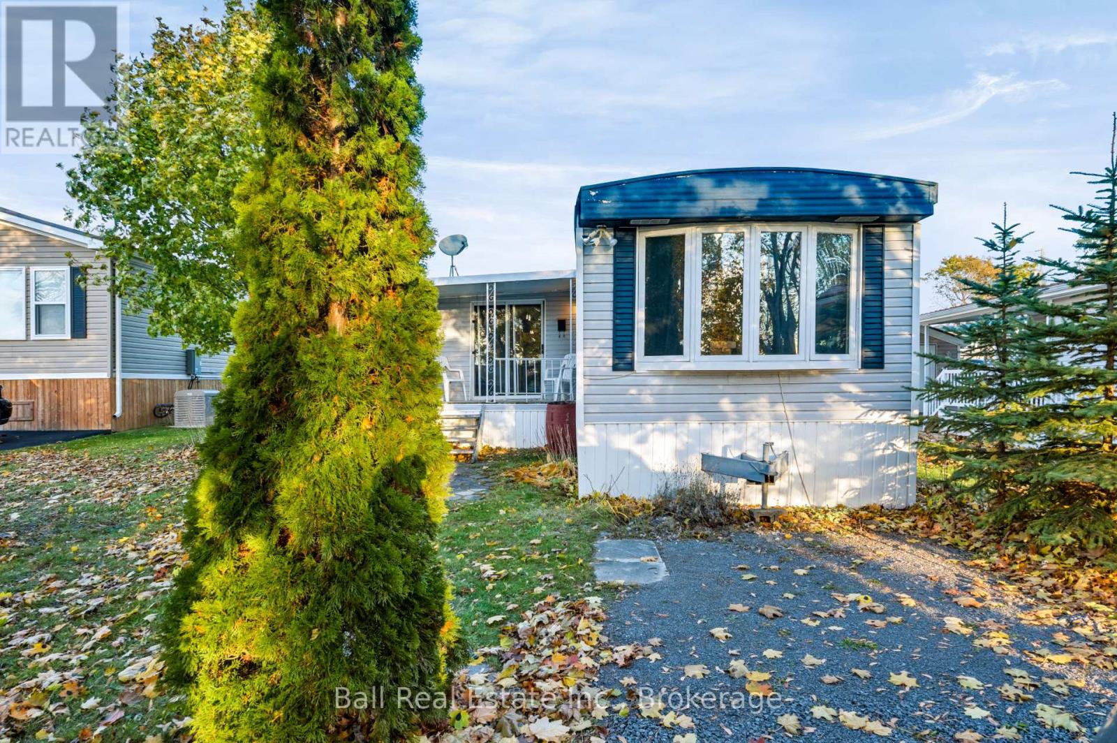 15 McGregor Central Drive, Otonabee-South Monaghan, ON photo 3