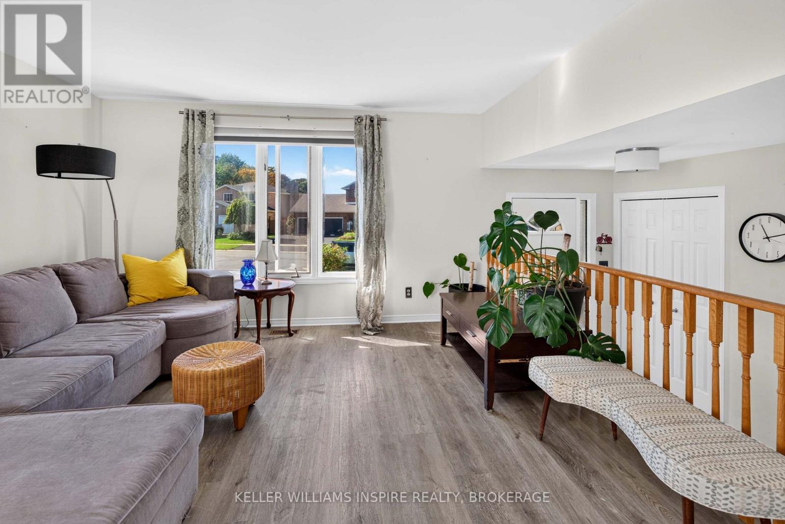 896 MONA DRIVE - Image 12
