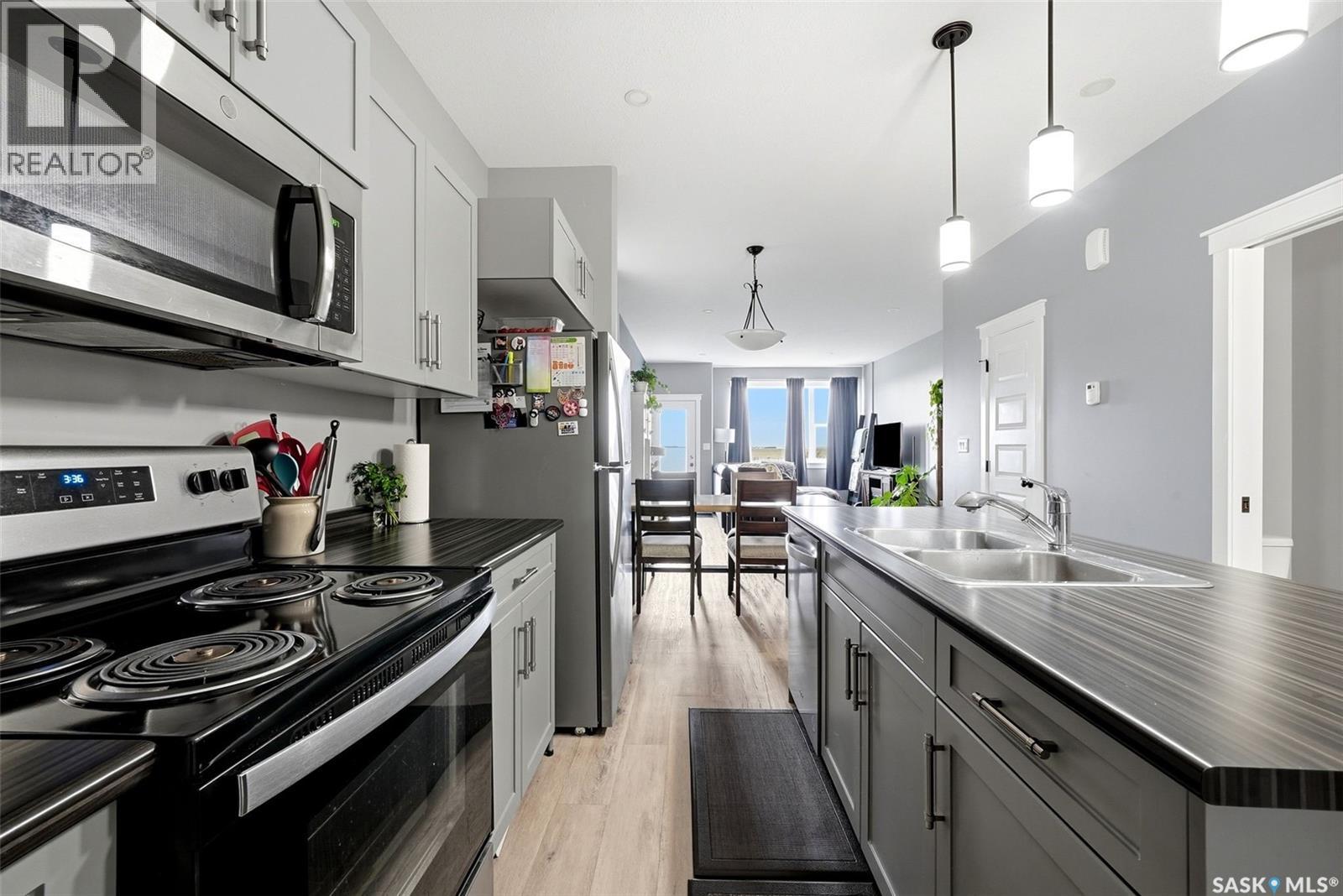 6 3960 7th AVENUE E, Regina — photo 8