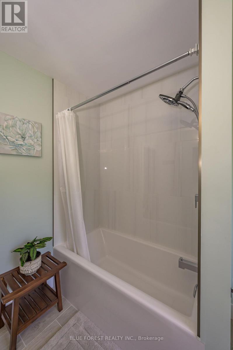 966 GLENBANNER ROAD - Image 23