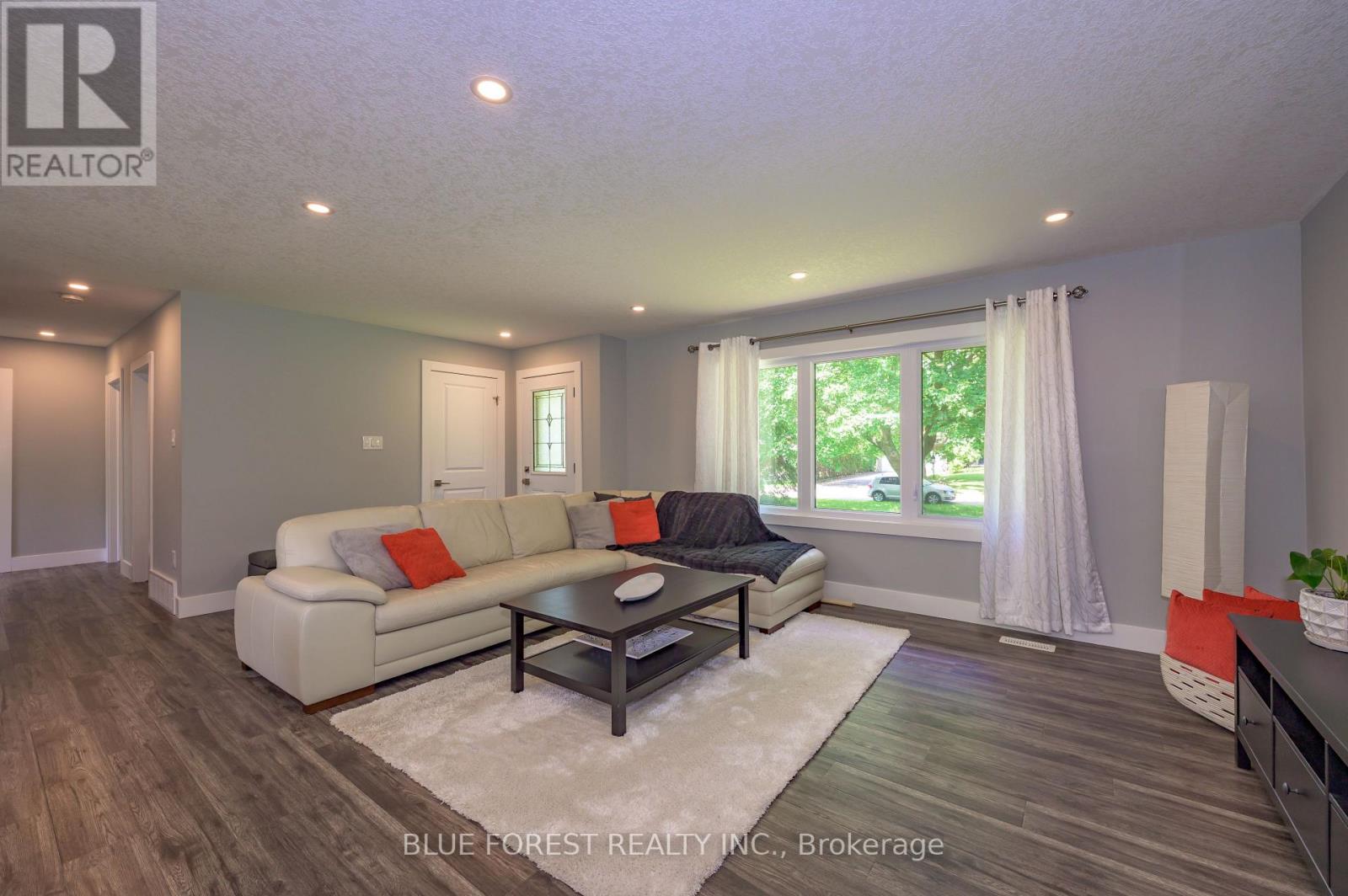 966 GLENBANNER ROAD - Image 6