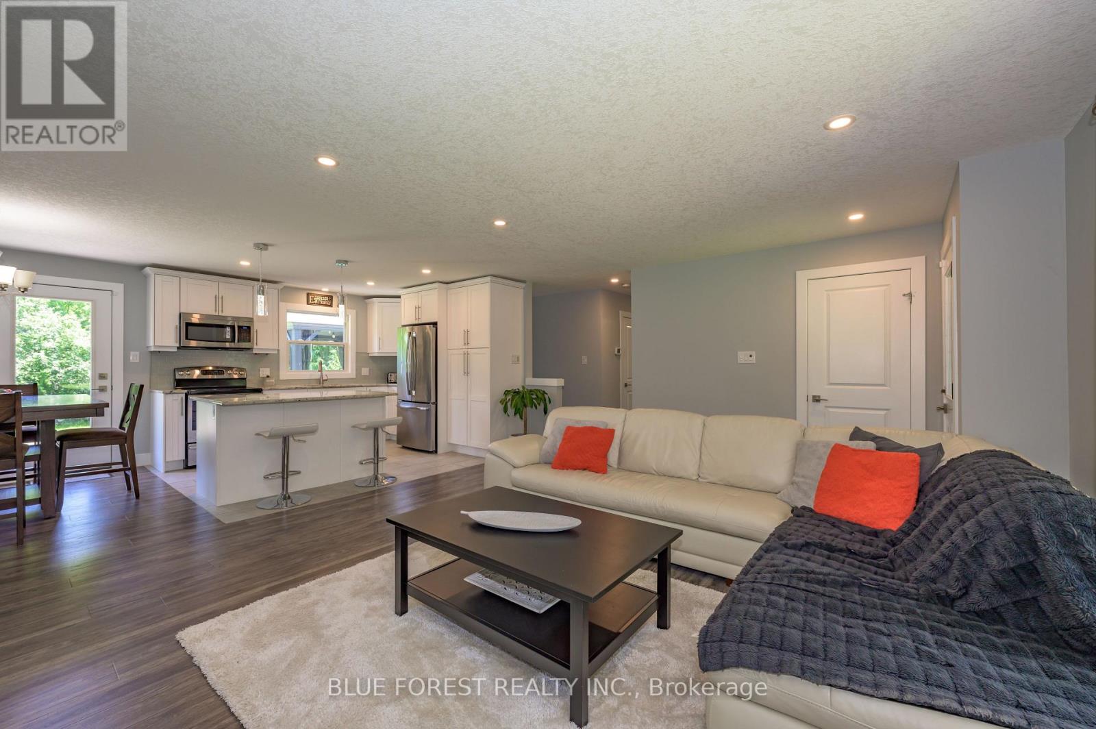 966 GLENBANNER ROAD - Image 7