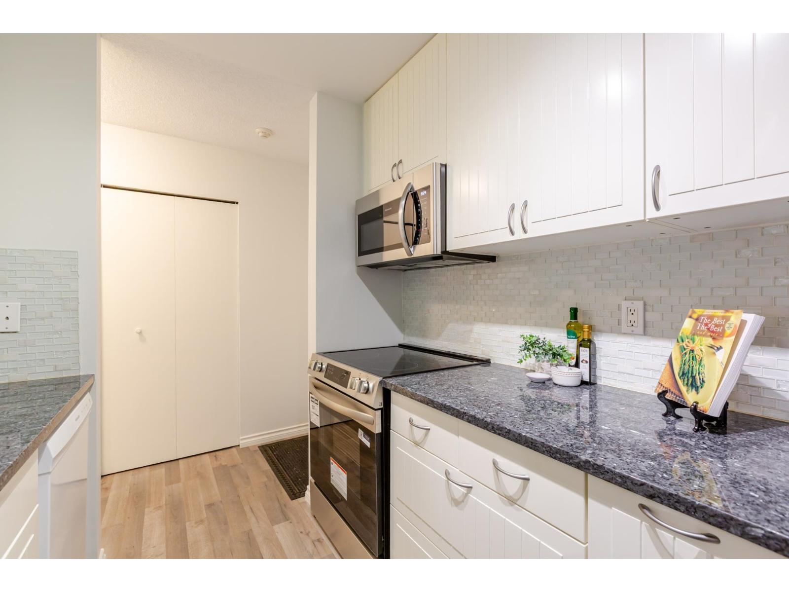 203 12890 17 AVENUE, Surrey